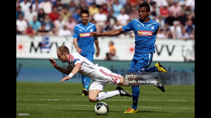 Trận đấu bóng đá giữa Hoffenheim và Hamburger